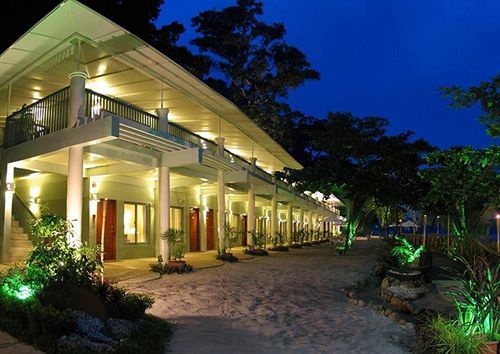 Camayan Beach Resort Hotel Subic Bay Buitenkant foto