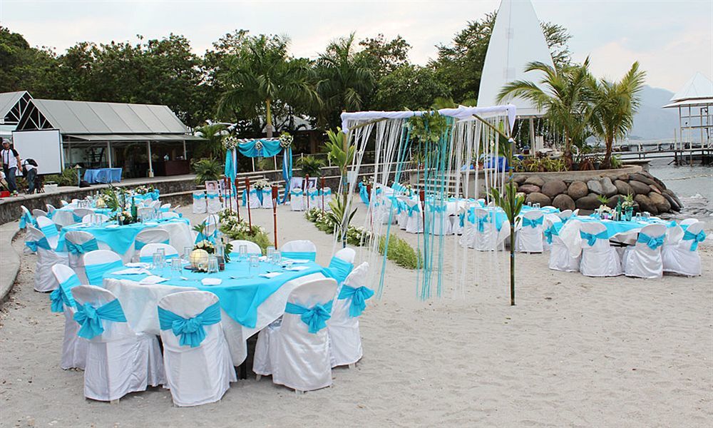 Camayan Beach Resort Hotel Subic Bay Buitenkant foto