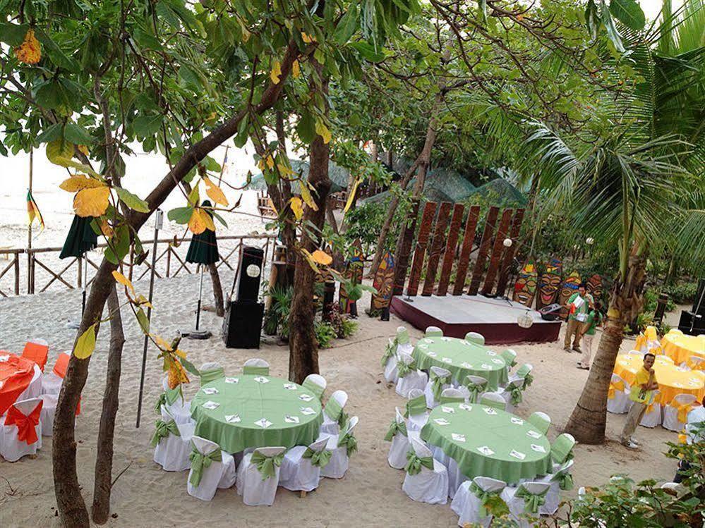 Camayan Beach Resort Hotel Subic Bay Buitenkant foto